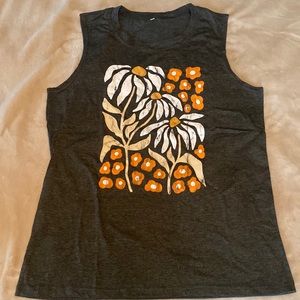 XL Women’s Daisy Tank Heater Gray 🧡 NWT!